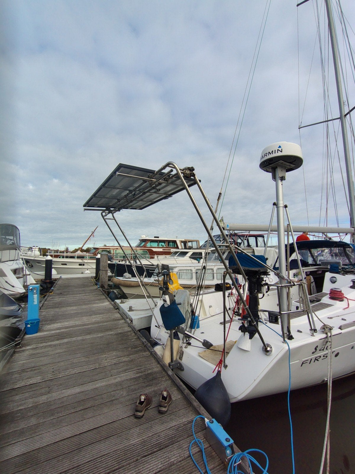 Dinghy davits arch met zonnepaneel, Ophalen of Verzenden, Gebruikt, Motor en Techniek, Zeilboot of Motorboot