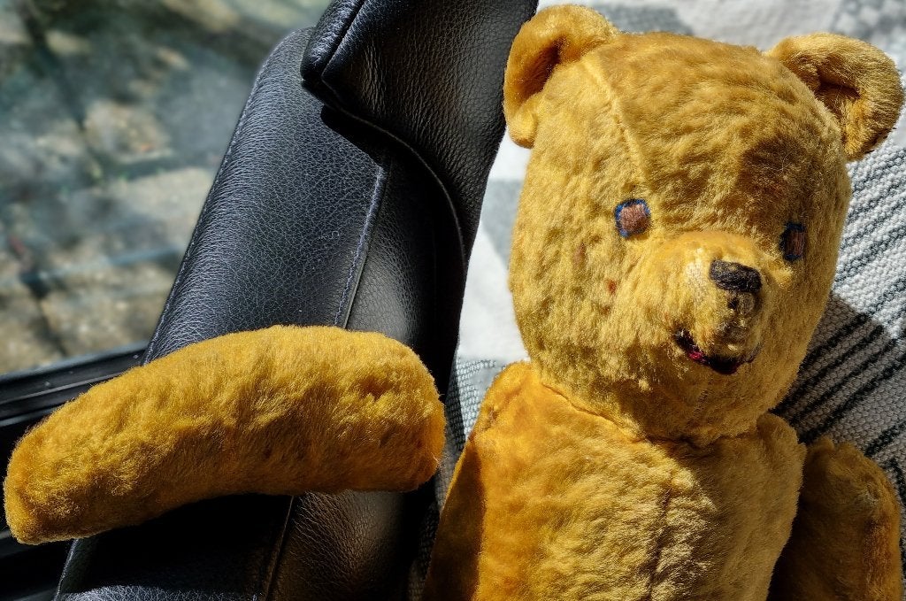 Pluche teddybeer, jaren '30-'60 v/d vorige eeuw, doe een bod, Gebruikt, Geel, Beer, Ophalen of Verzenden