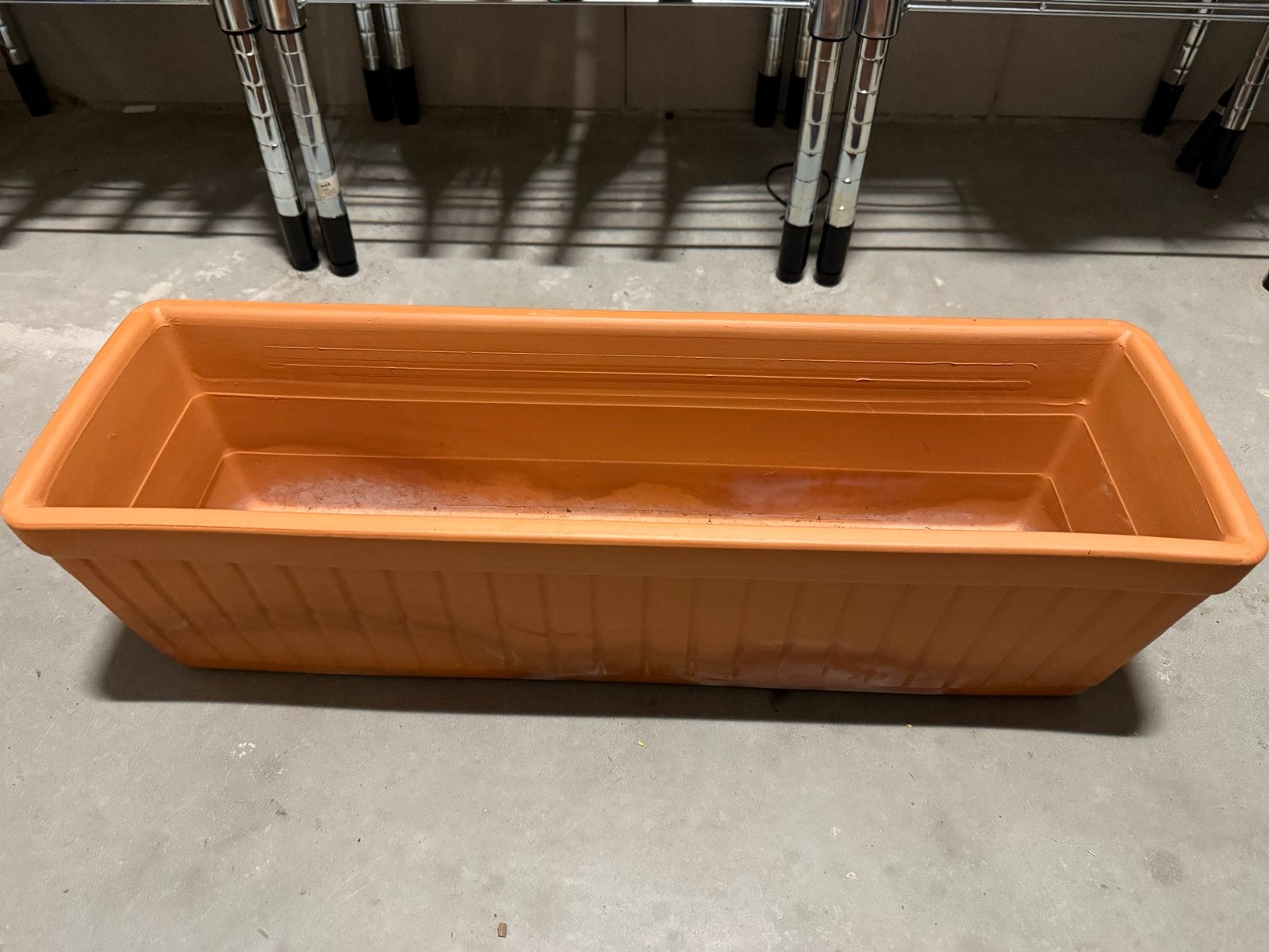 Terracotta bloembak ca. 60x18cm, Tuin en Terras, Bloembakken en Plantenbakken, Ophalen, Kunststof, Gebruikt, Minder dan 30 cm