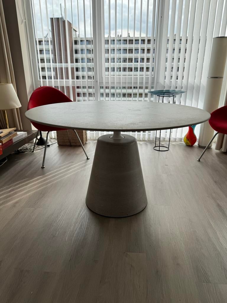 MDF Italia Rock Table 120cm terracotta stone chip cement, Ophalen, Overige materialen, Gebruikt, 100 tot 150 cm