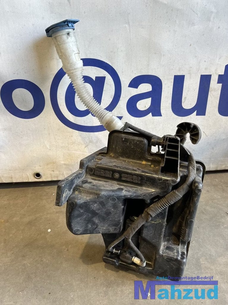VW POLO 6R 6C Ruitensproeiertank reservoir 2009-2016 6R09554, Gebruikt, Volkswagen, Volkswagen AG, Berliner Ring 2
38440  Wolfsburg, DE
