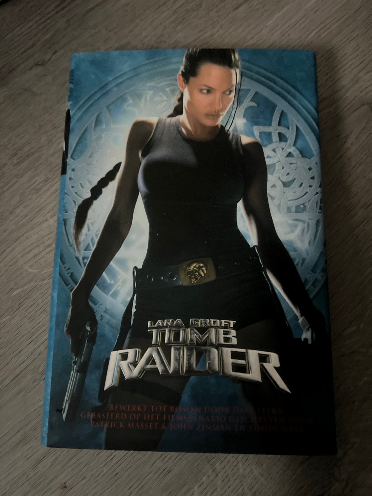 Lara Croft Tomb Raider Boek - Zo goed als nieuw, Ophalen of Verzenden, Zo goed als nieuw