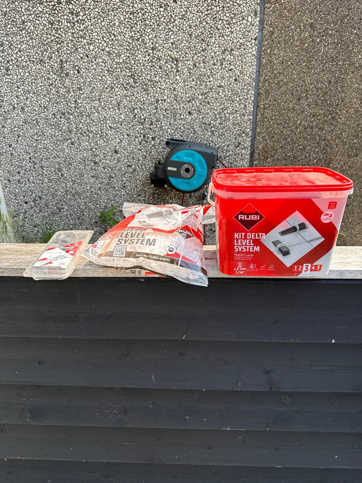 Rubi Tegelnivelleersysteem en tang - Nieuw, Ophalen of Verzenden, Nieuw