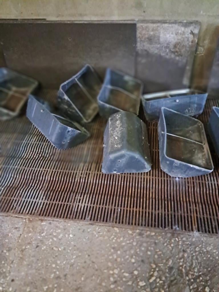 Voertroggen (varkens, zeugen), Dieren en Toebehoren, Ophalen of Verzenden, Overige typen