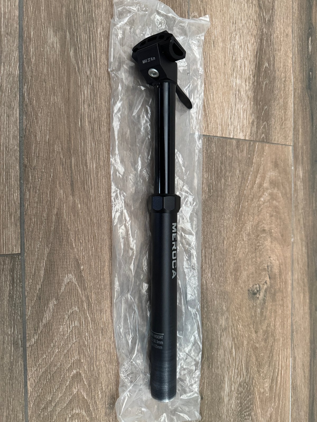 Meroca verstelbare zadelpen 30,9 mm, Fietsen en Brommers, Fietsonderdelen, Ophalen of Verzenden, Nieuw, Zadel