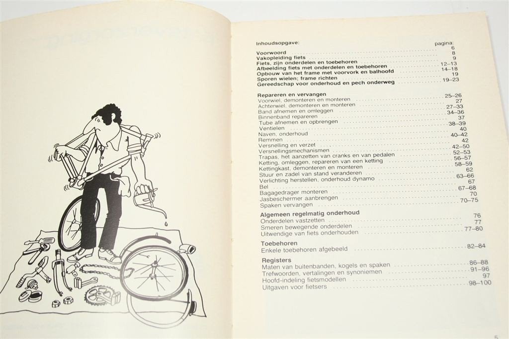 Fietsverzorging — Vintage Boek Onderhoud & Reparaties 1977, Boeken, Ophalen of Verzenden, Gelezen, Overige onderwerpen