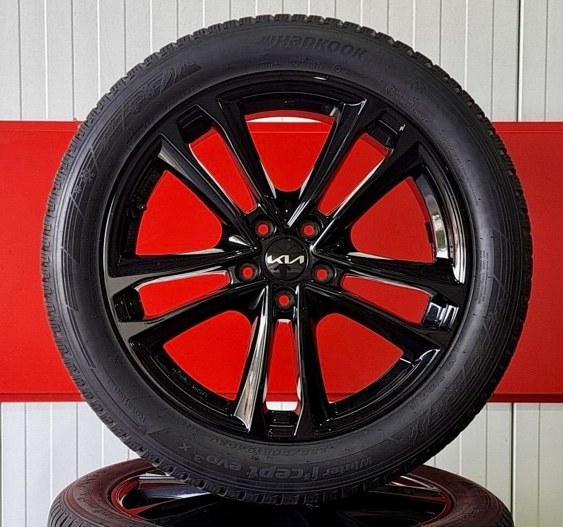 Winterset Kia Sportage 19" velgen + winterbanden 7mm, Gebruikt, -, -, Banden en Velgen