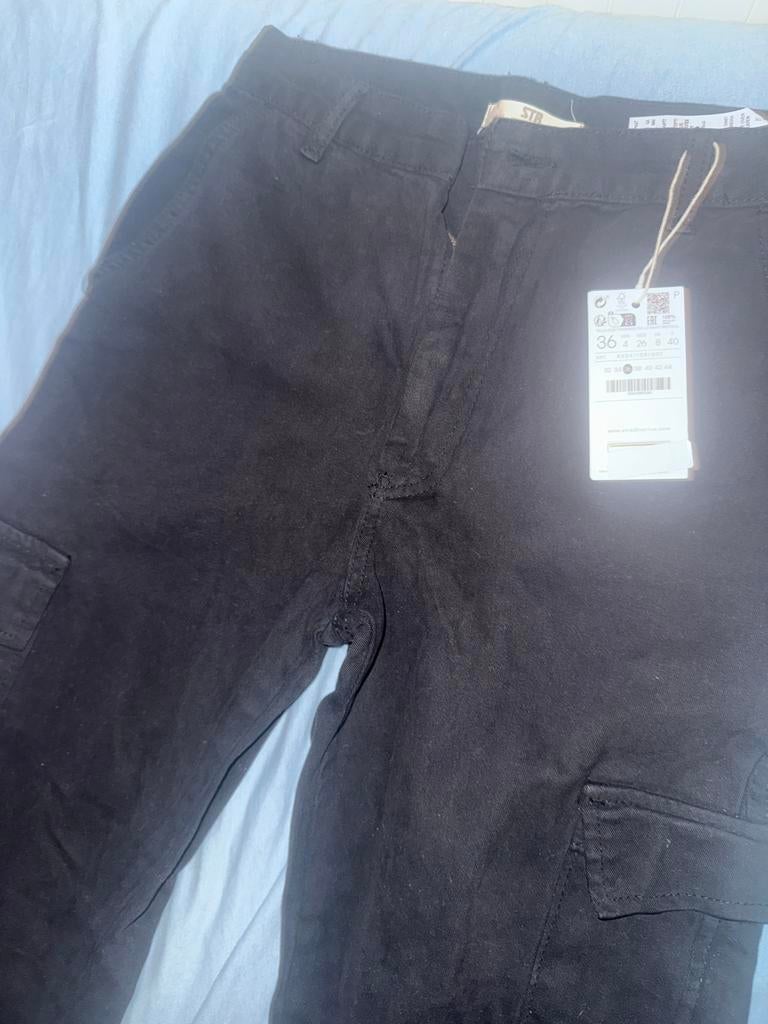 Gloednieuwe Cargo Broek Maat 36 met prijskaartje, Ophalen of Verzenden, Nieuw, Maat 36 (S), Zwart