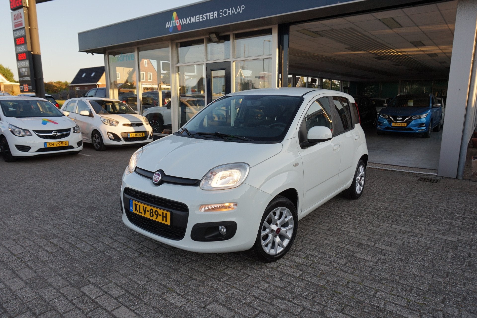 Fiat Panda 1.2 Lounge , 4cil , 5pers Incl nw apk/beurt & 12, 12 maanden, Stof, Gebruikt, Wit