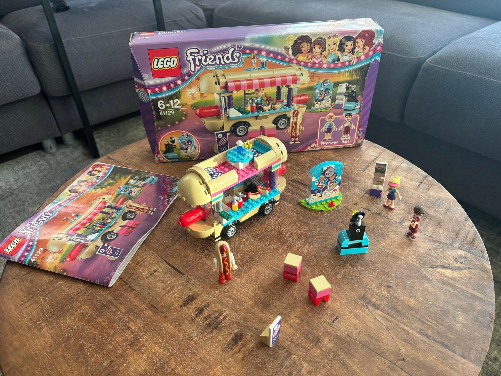 LEGO Friends 41129 Hotdog Foodwagen - Compleet met doos, Ophalen of Verzenden, Zo goed als nieuw, Overige merken