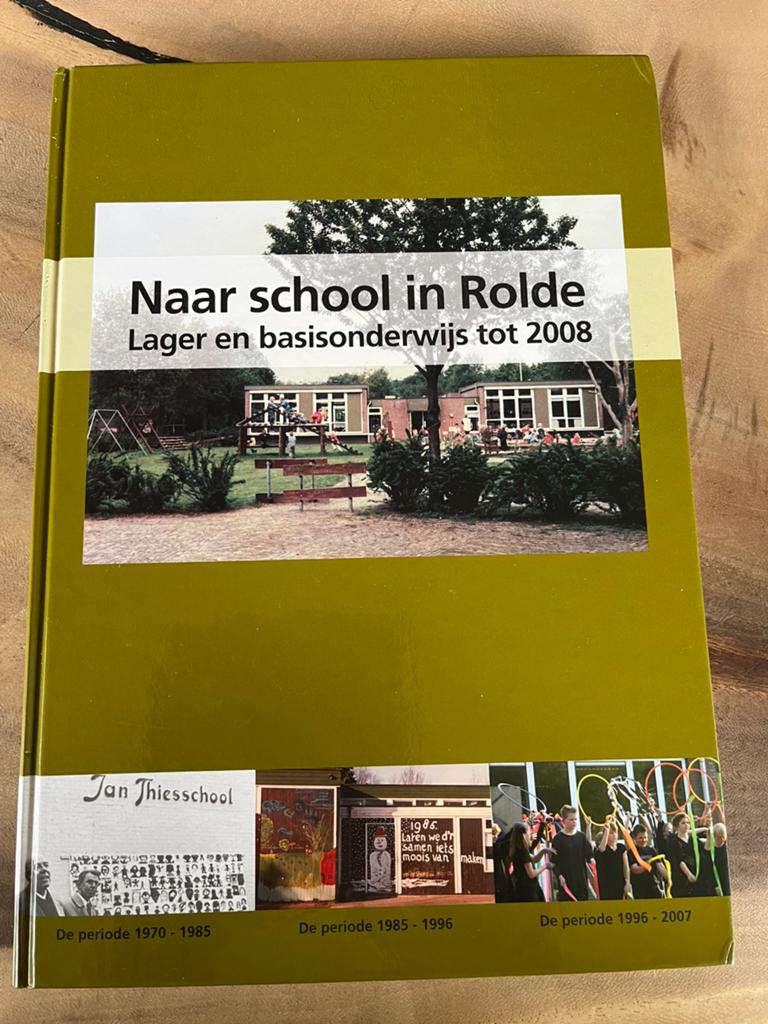 Naar school in Rolde. Lager en basisonderwijs tot 2008, Boeken, Geschiedenis | Stad en Regio, Ophalen of Verzenden, Zo goed als nieuw