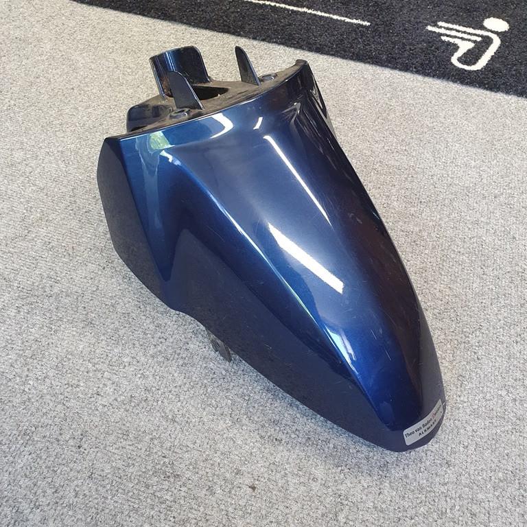 Voorspatbord Sym Mio 50i blauw origineel gebruikt kappen kap, Fietsen en Brommers, Brommeronderdelen | Scooters, Ophalen of Verzenden