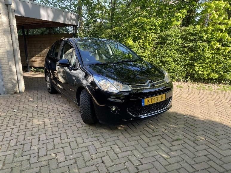 Citroën C3 1.2 Puretech 82pk 2016 Zwart, Voorwielaandrijving, Stof, 31 €/maand, 1199 cc