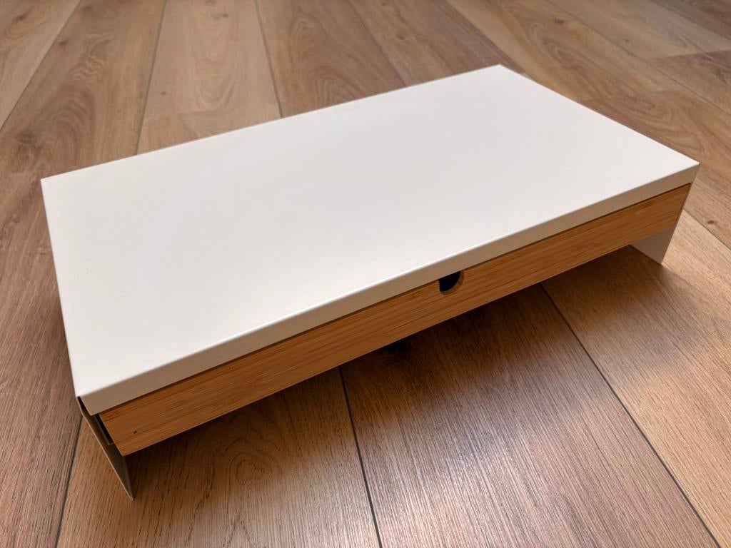 Ikea Elloven monitorstandaard, Computers en Software, Laptopstandaarden, Ophalen, Gebruikt