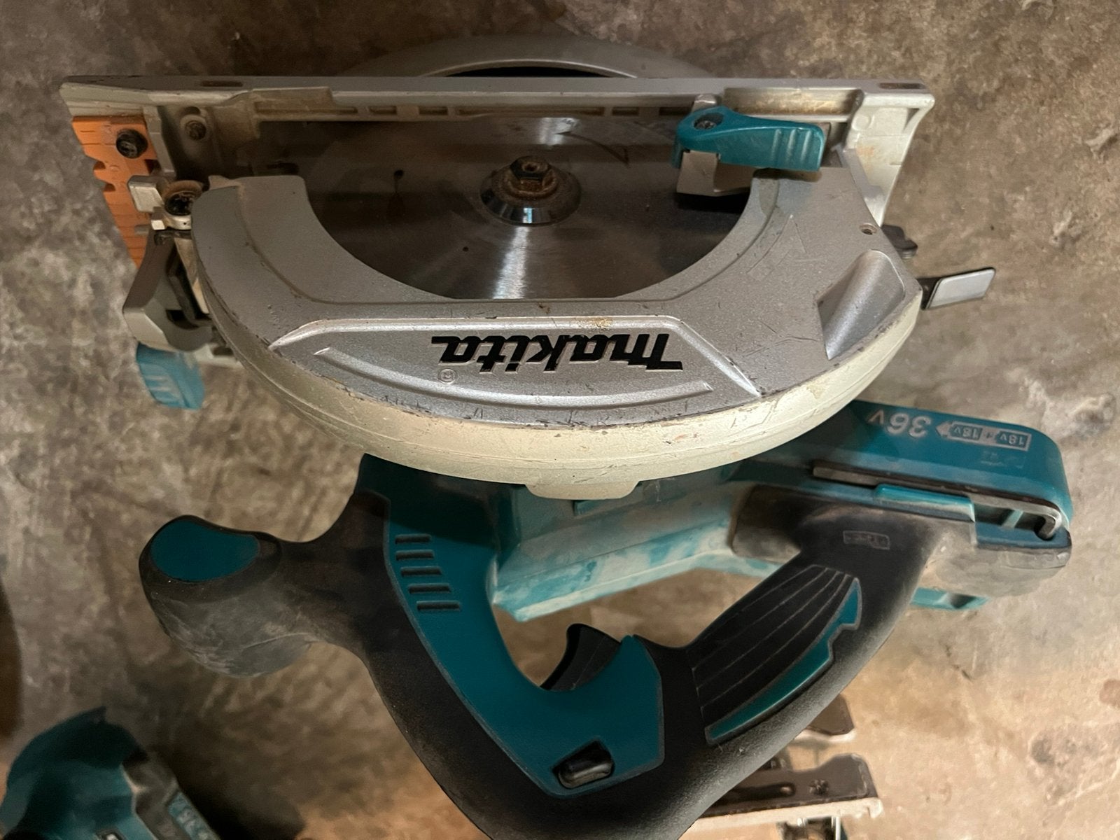 Makita cirkelzaag, Cirkelzaag, Ophalen of Verzenden, Zo goed als nieuw, 30 tot 70 mm