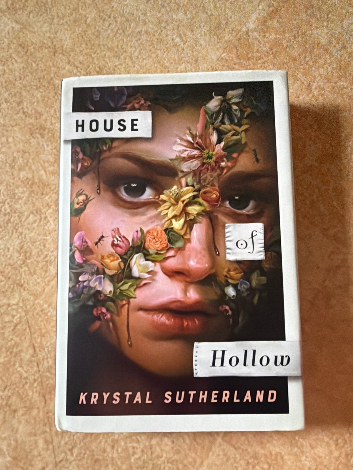 House of Hollow - Krystal Sutherland (Engels), Ophalen of Verzenden, Zo goed als nieuw, Amerika