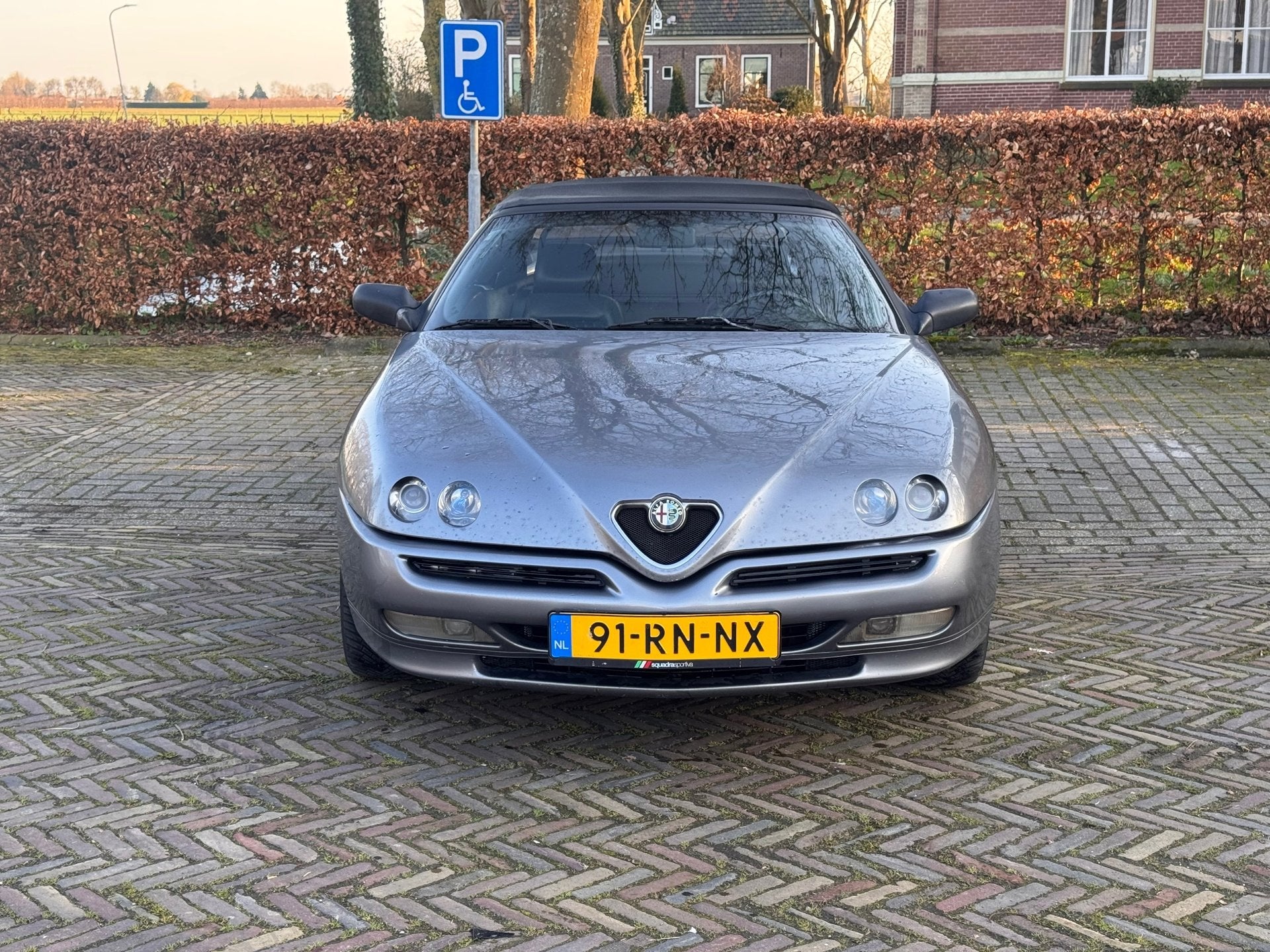 Alfa Romeo Spider 2.0-16V T.Spark uit 1998, Auto's, Alfa Romeo, 1345 kg, Gebruikt, Zwart, Cabriolet