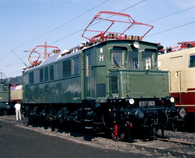 Klassieke stoere Duitse 1D1 eloc E 117 121-4 voor Marklin, Overige merken, Wisselstroom, Locomotief, Ophalen of Verzenden