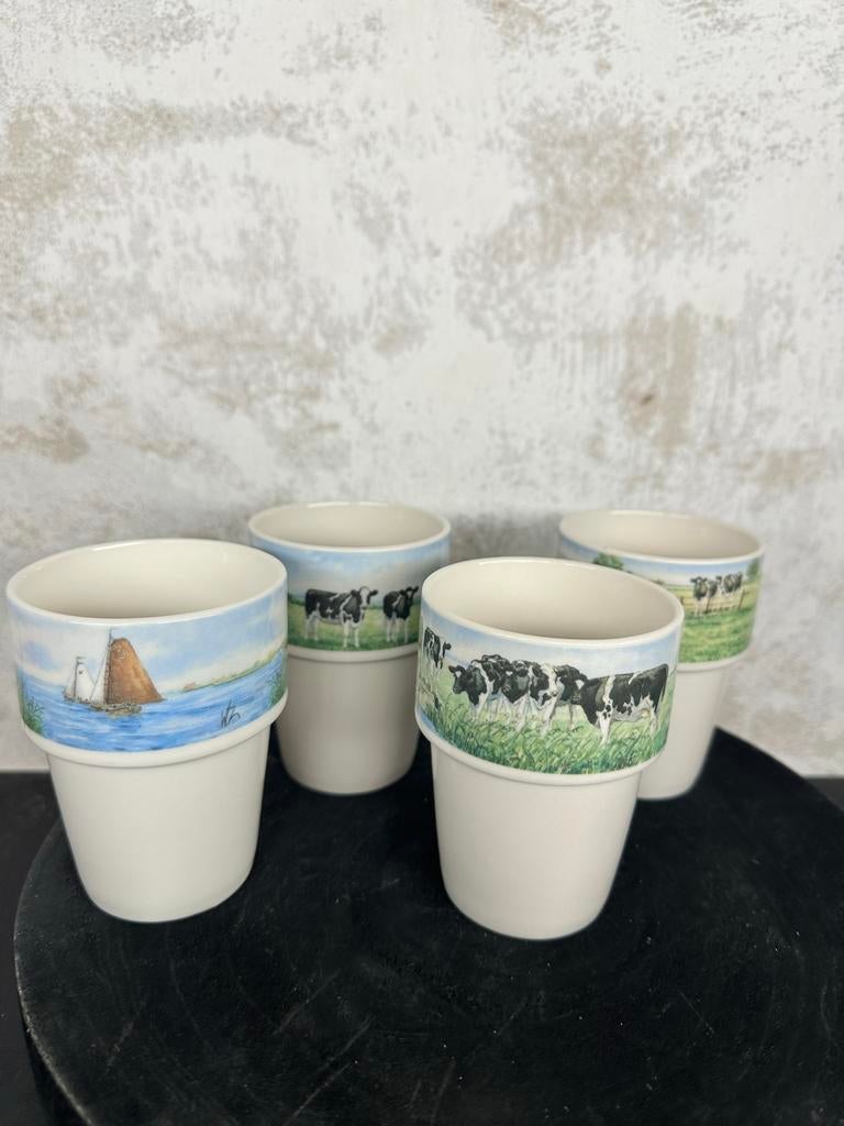 Set van 4 Wiebe van der Zee bekers met Hollandse taferelen, Ophalen of Verzenden