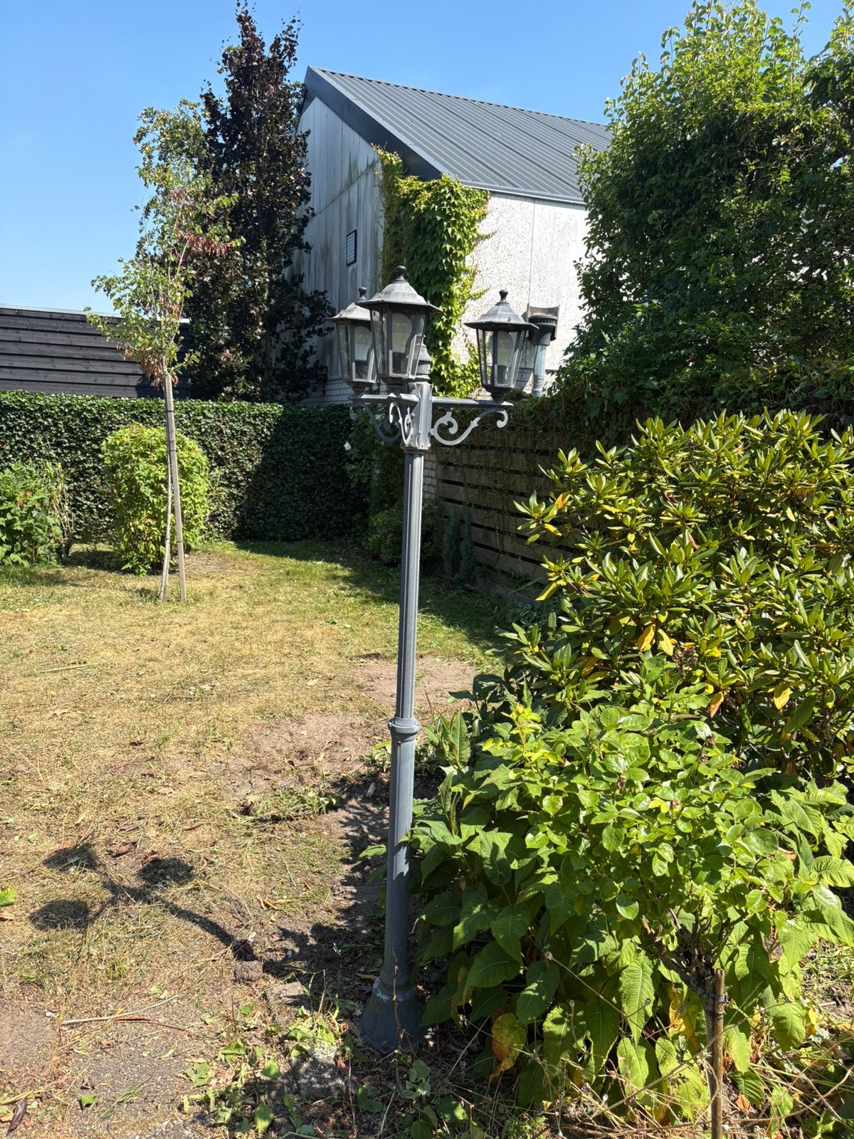 Klassieke gietijzeren tuinlantaarn / buitenlantaarn, Tuin en Terras, Buitenverlichting, Ophalen, Staande lamp, 50 tot 250 watt