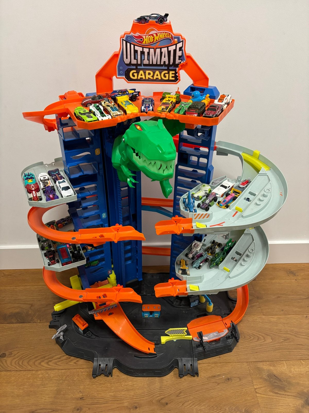 Hot Wheels Ultimate Garage Dino T-Rex, Ophalen of Verzenden, Gebruikt