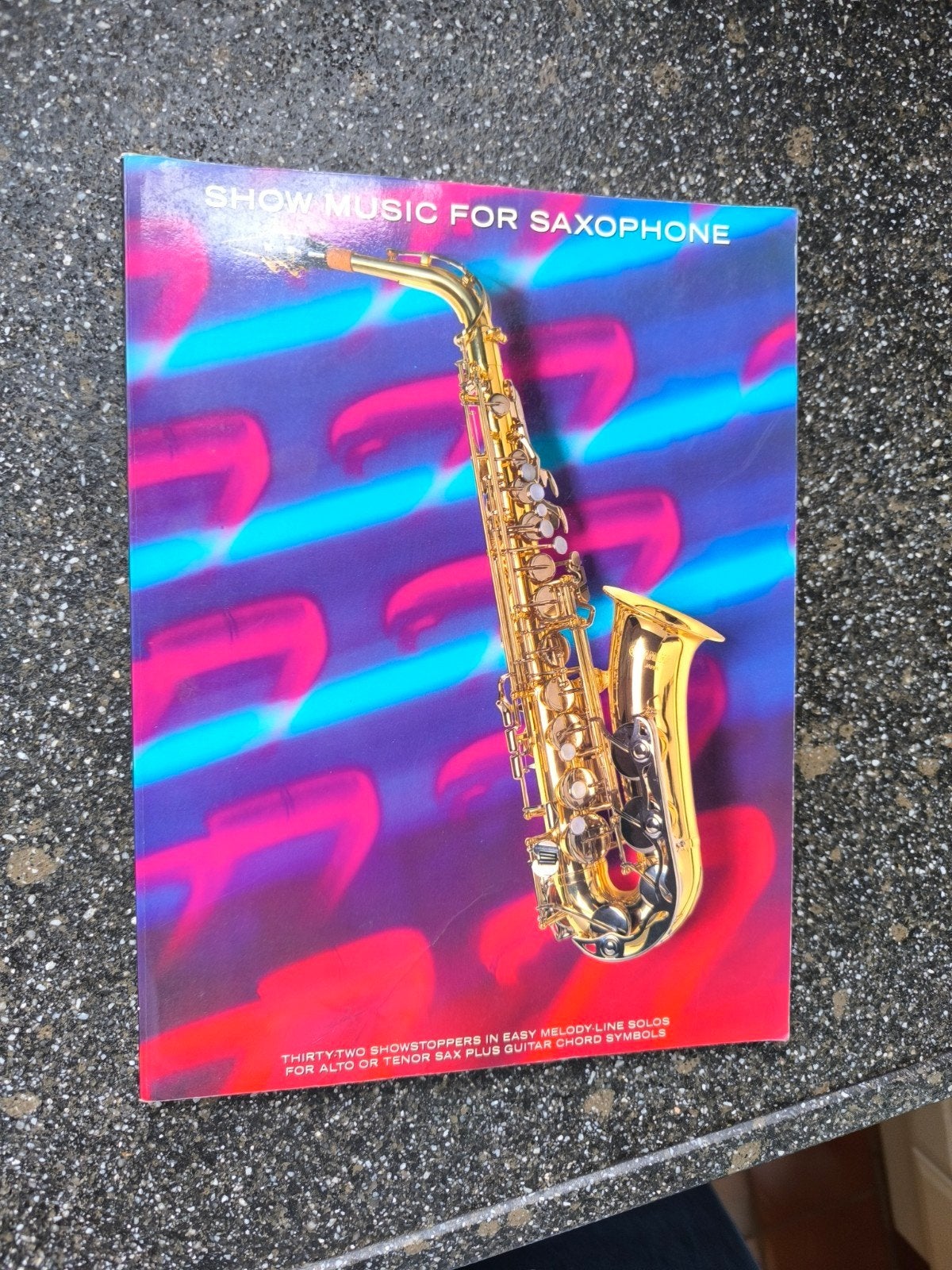 Show Music for Saxophone - 32 Melody Line Solos, Filmmuziek en Soundtracks, Saxofoon, Overige soorten, Ophalen of Verzenden