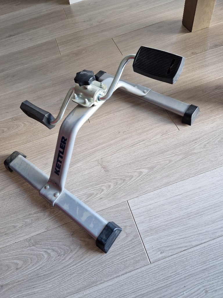 Kettler fietstrainer, Sport en Fitness, Fitnessapparatuur, Ophalen, Zo goed als nieuw, Metaal, Stoelfiets