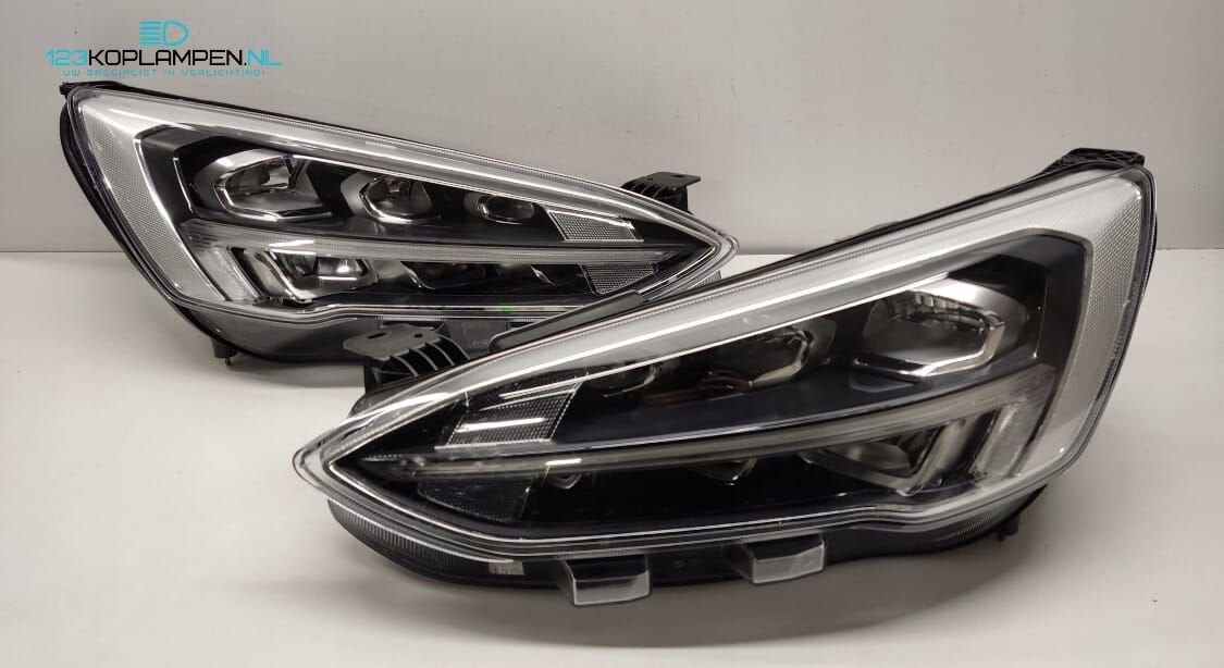Ford Focus MK4 Full Led Koplamp links rechts, Gebruikt, -, -, Ophalen of Verzenden