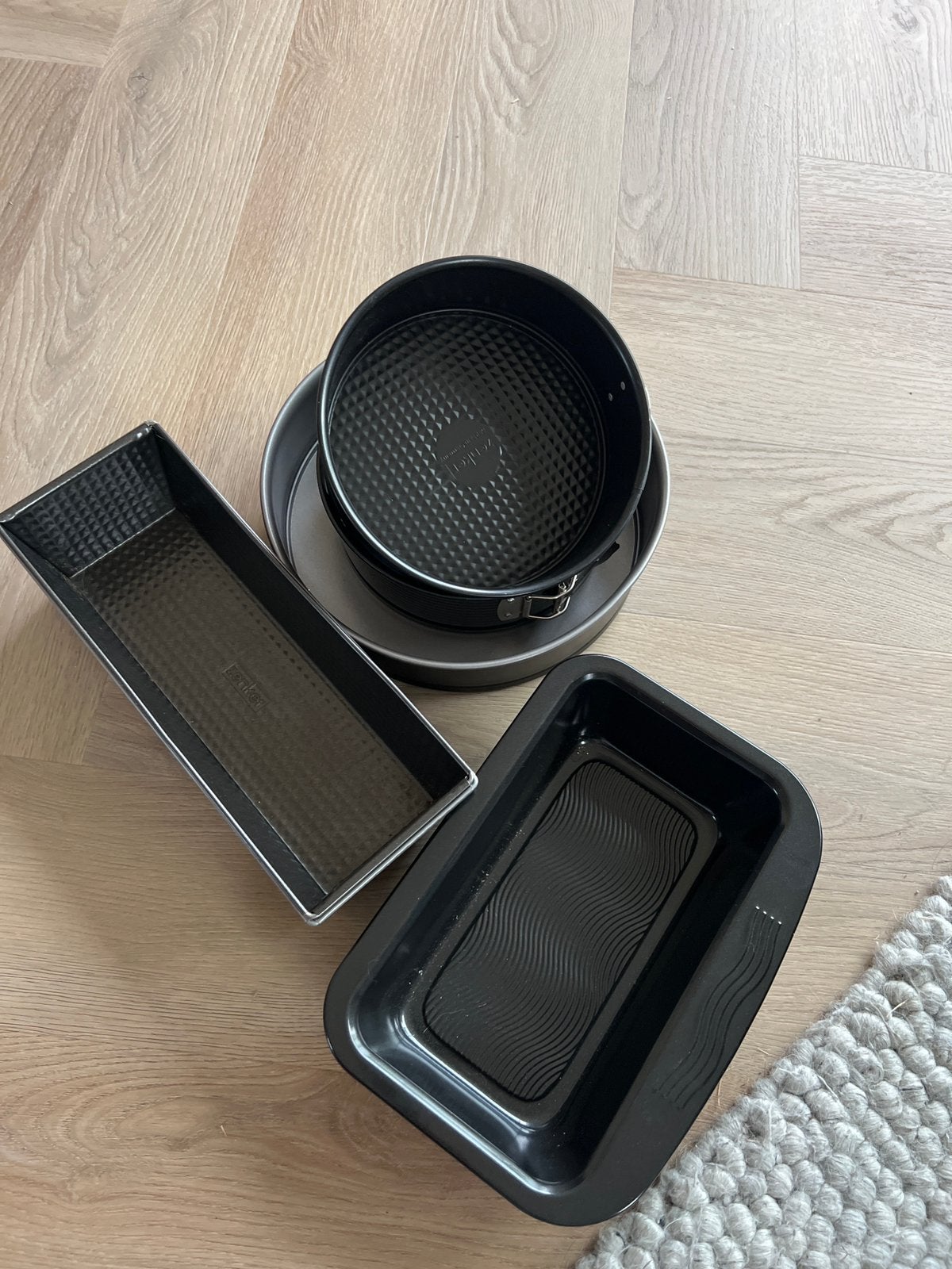 Bakformen, Rond, Ophalen of Verzenden, Zo goed als nieuw, Aardewerk