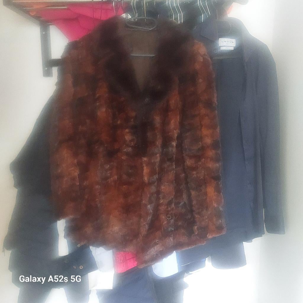 Bontjas in nieuw staat, Bruin, Ophalen, Maat 38/40 (M), Onbekend