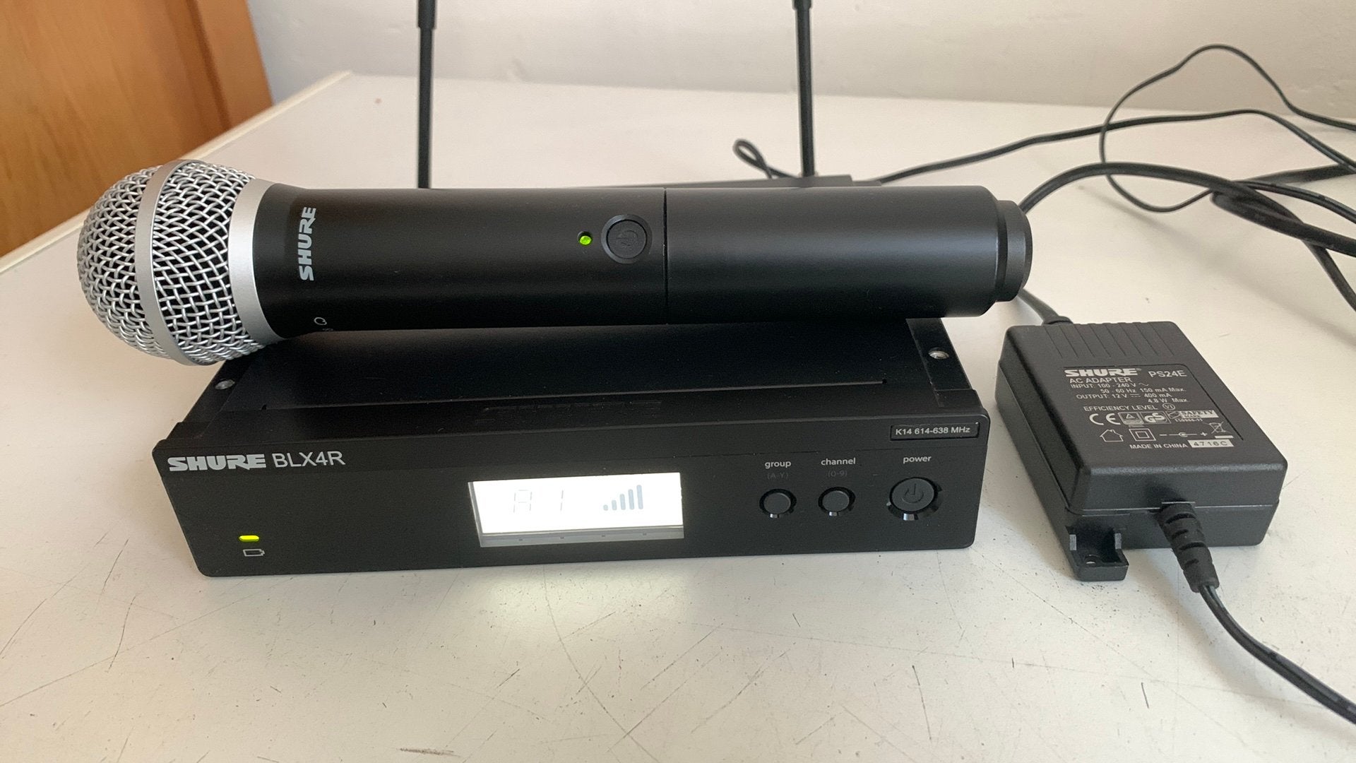 Shure BLX4R draadloos microfoon, Ophalen of Verzenden, Zo goed als nieuw, Zangmicrofoon, Draadloos