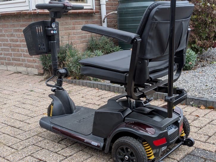 Exel Xena 4, Zgnw. opvouwbaare Scootmobiel. 2 nieuwe accus!, Ophalen, Nieuw, 26 t/m 35 km, 10 km/u of minder