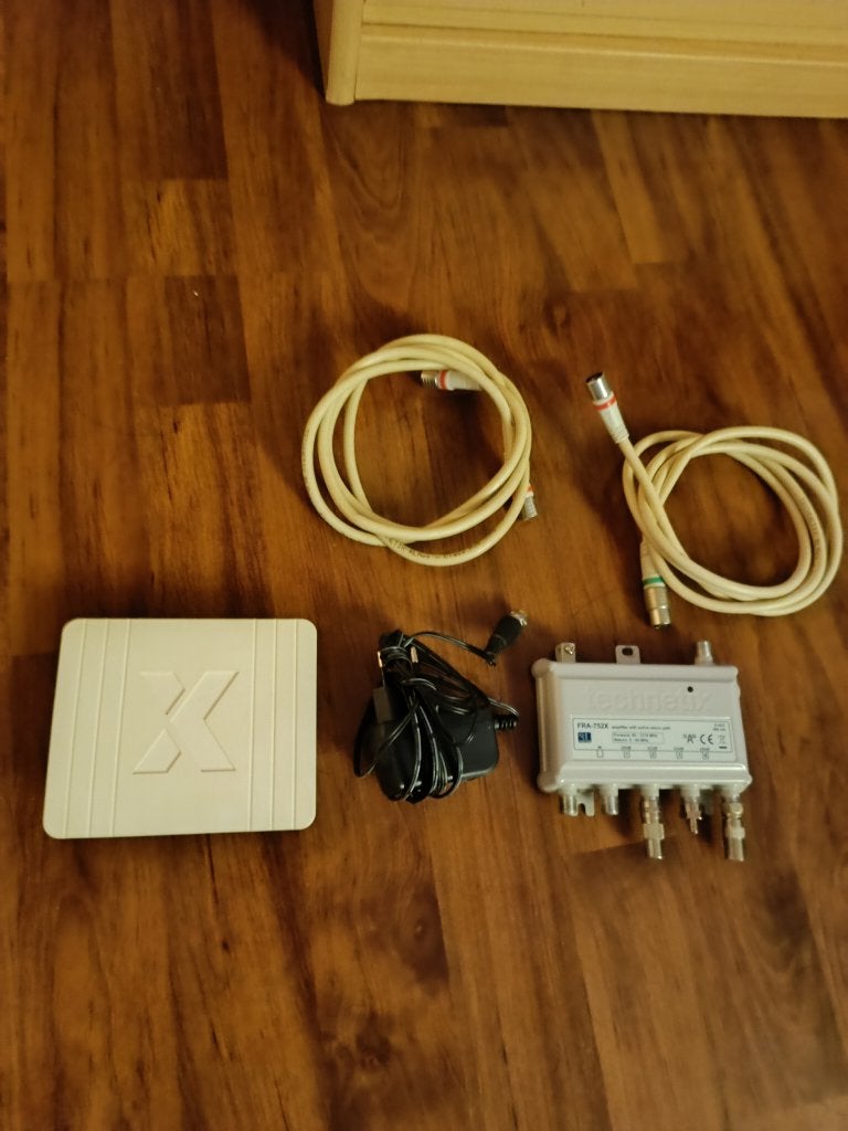 Ziggo antenne signaalTechnetix FRA-752X Splitter 4 uitgangen, Ophalen, Gebruikt, Router, Ziggo