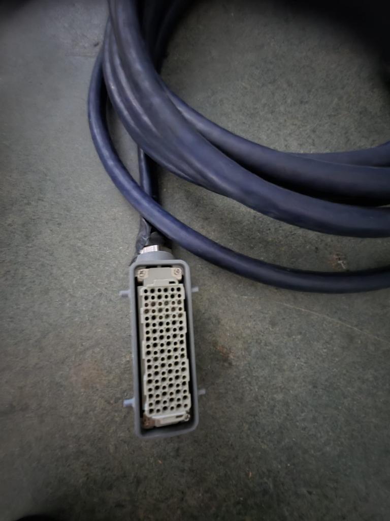Harting 64-pins kabel met breakout - 5 meter, Ophalen