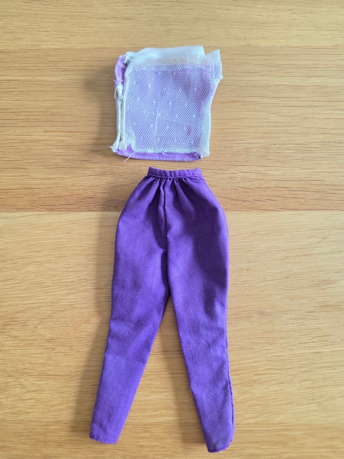 Barbie jaren 80 kledingset, Verzamelen, Poppen, Ophalen of Verzenden, Gebruikt, Kleertjes
