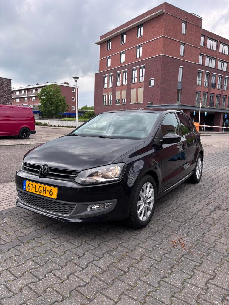 Volkswagen Polo 1.4 FSI | Carplay | Cruise | Airco CC 2010, Voorwielaandrijving, 970 kg, 40 €/maand, Zwart