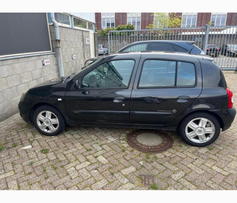 Renault Clio 1.2, Ophalen of Verzenden, Zo goed als nieuw