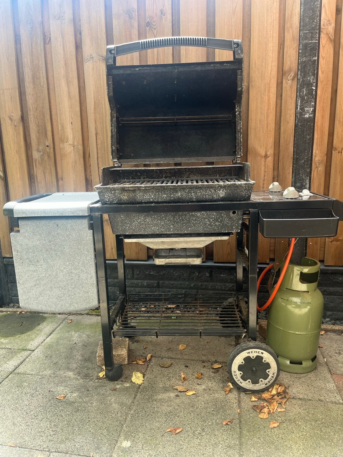 Weber Spirit Classic Gasbarbecue met met halfvolle gasfles!, Ophalen, Gebruikt