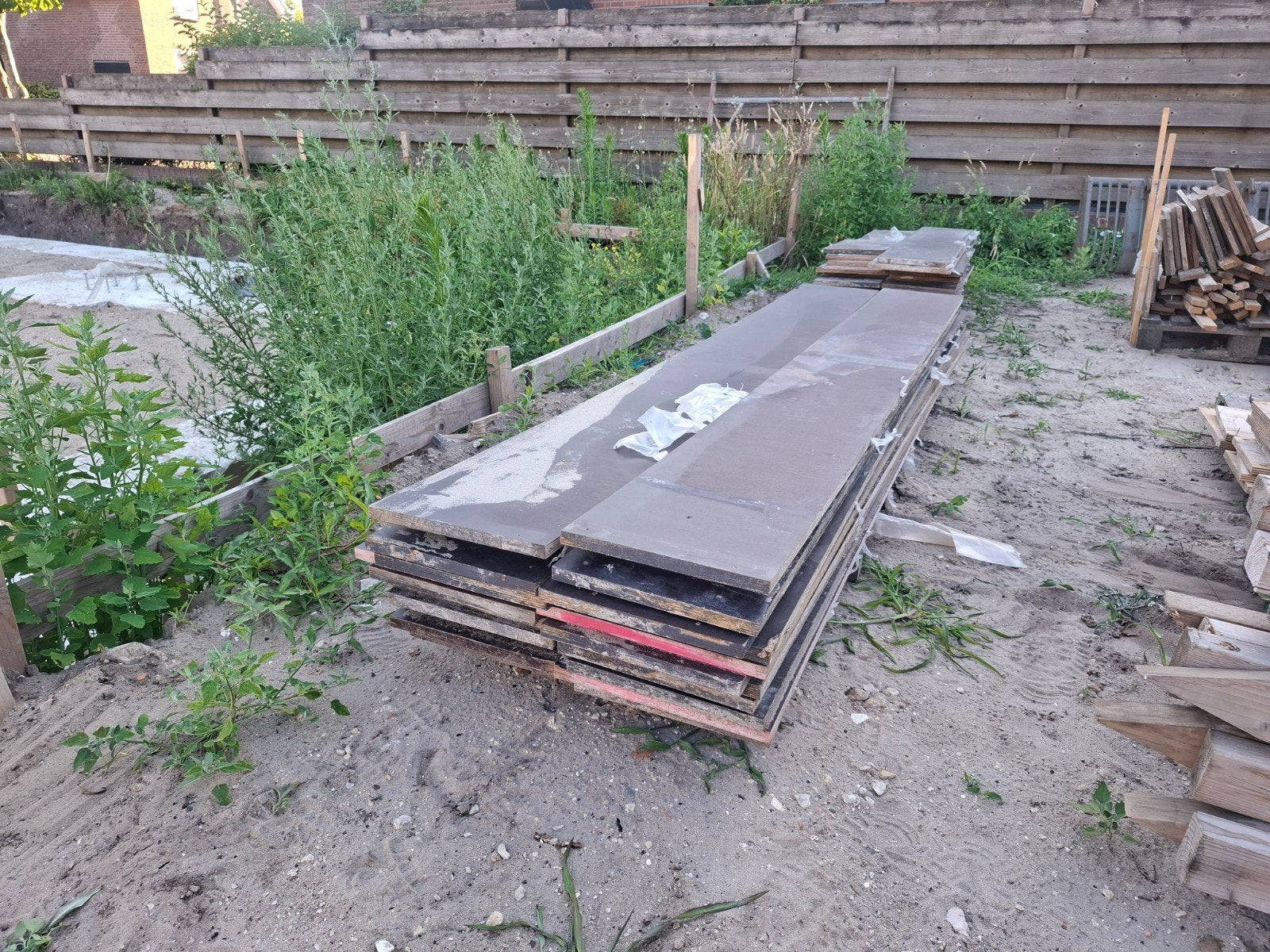 Betonplex platen 280mm hoog, Doe-het-zelf en Verbouw, Ophalen, Gebruikt, Minder dan 25 mm, 200 tot 250 cm