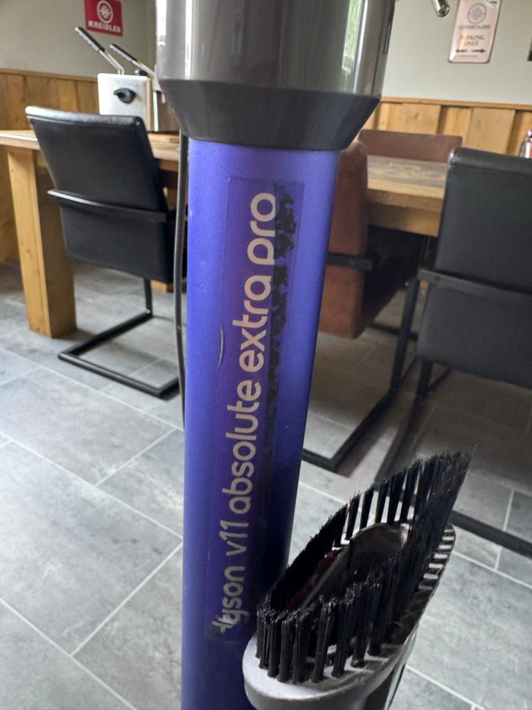 Dyson V11 Absolute Extra Pro Steelstofzuiger, Gebruikt, Draadloos, Ophalen of Verzenden, Dyson