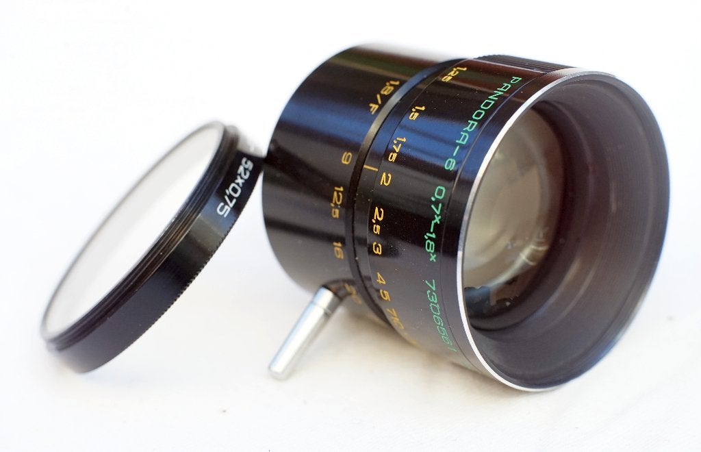 KMZ Pandora-6 cine (7306561) 0.7-1.8x en KMZ UV filter (M25), Ophalen of Verzenden, 1960 tot 1980