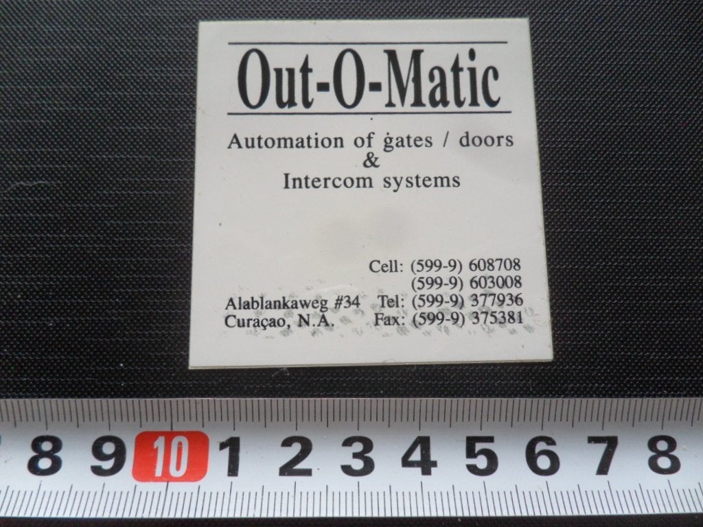 sticker Curacao  OUT-O-MATIC, Verzamelen, Ophalen, Zo goed als nieuw