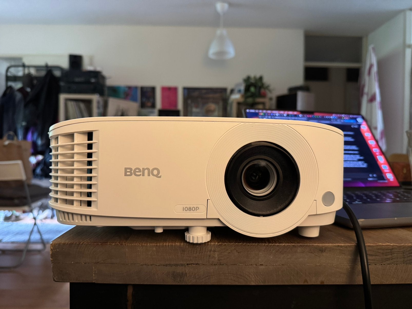 BenQ TH575 beamer projector