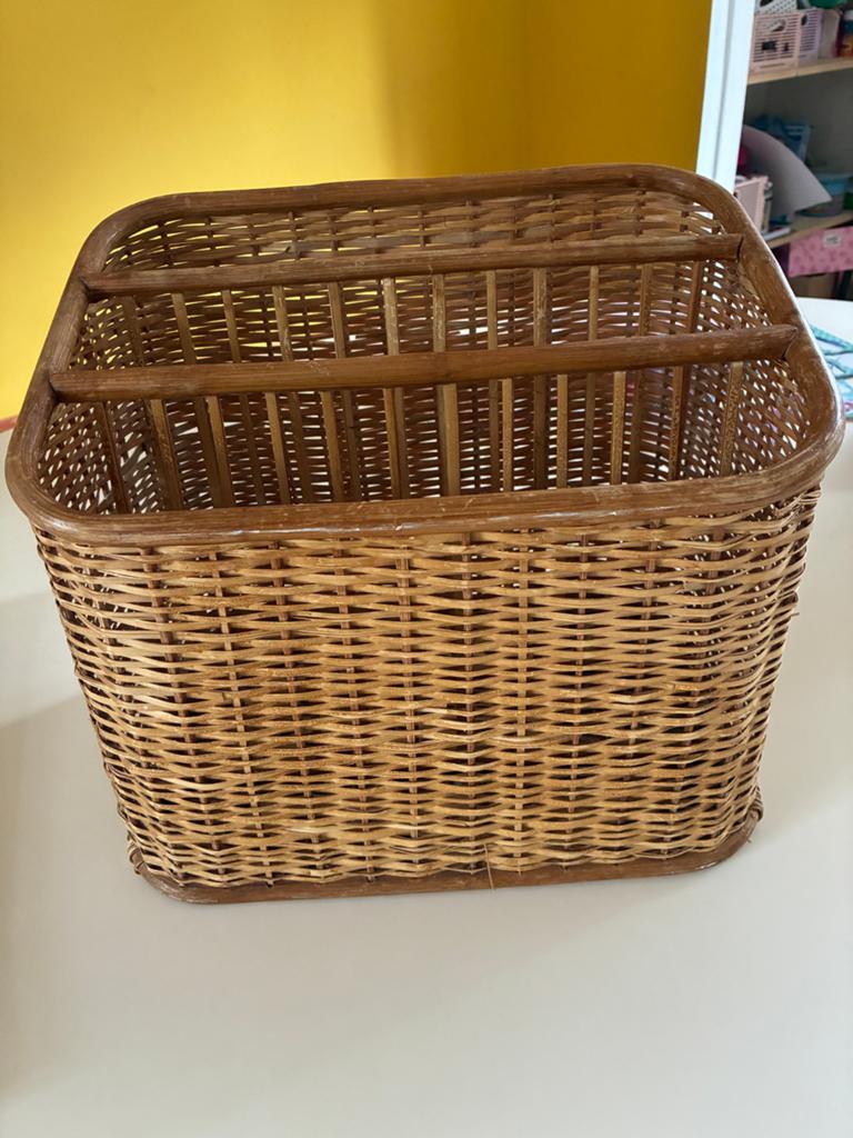 Vintage rotan tijdschriftenrek / opberger, Ophalen, Gebruikt