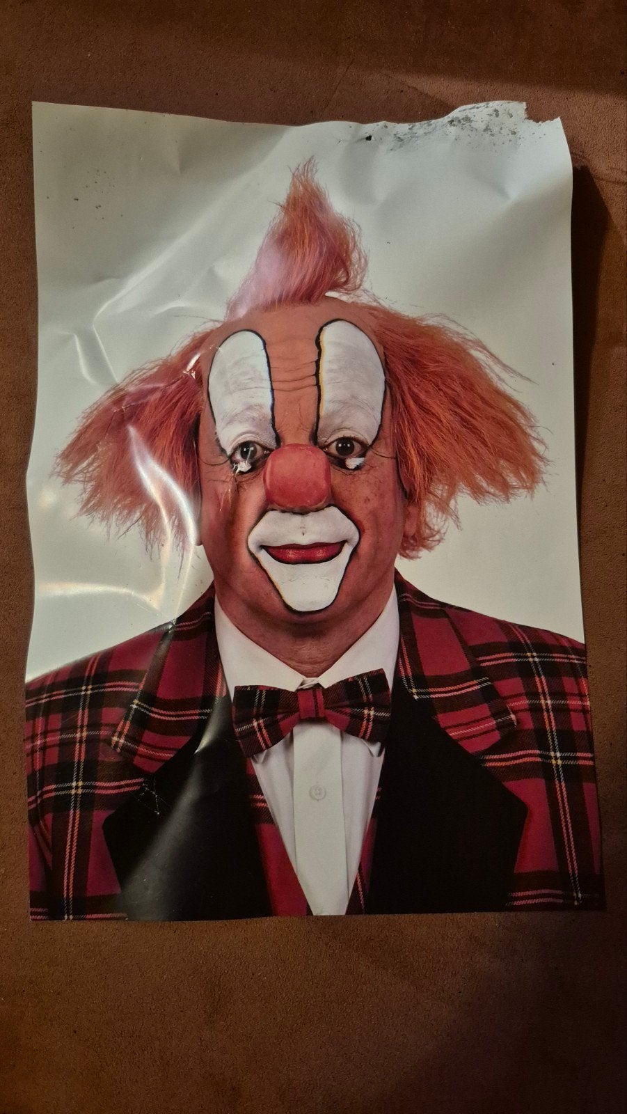 beschadigde foto a4 clown Bassie (van Adriaan), Gebruikt, 1980 tot heden, Foto, Ophalen of Verzenden