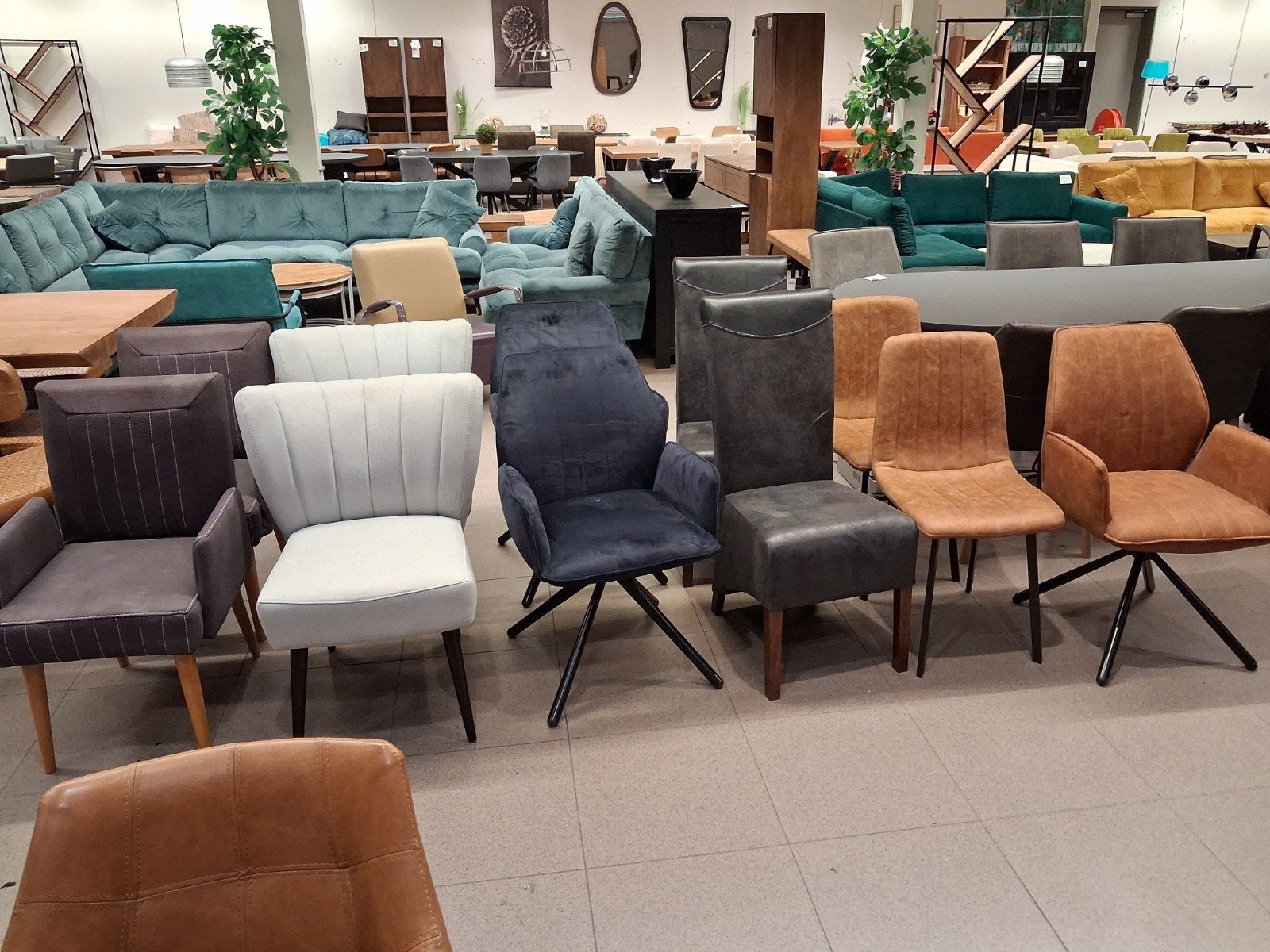 losse setjes van 2 stuks eetkamerstoelen uitzoeken €35 per 2, Ophalen, Overige kleuren, ., Nieuw