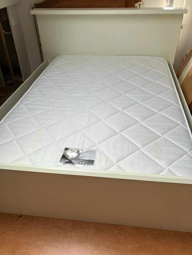 Gratis tweepersoons bed met verstelbare lattenbodems, Ophalen, Wit, Tweepersoons, 200 cm