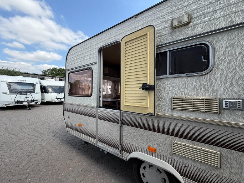 Home-Car Chiara 43, Caravans en Kamperen, Bedrijf, Treinzit, Schokbreker, Home-car