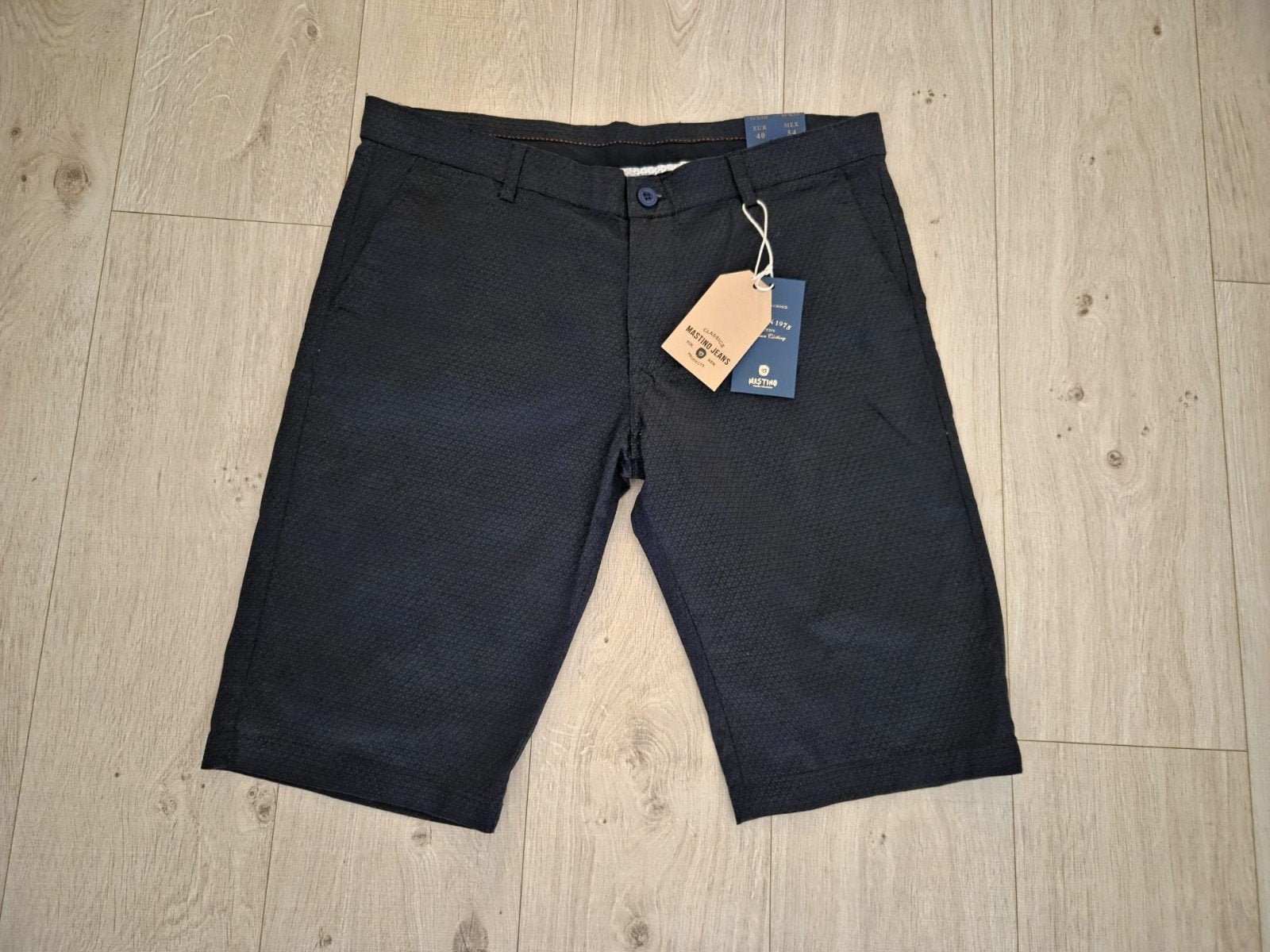 Mastino Korte Broek. Zwart/Nero Maat 40. Nieuw., Ophalen of Verzenden, Nieuw, Zwart