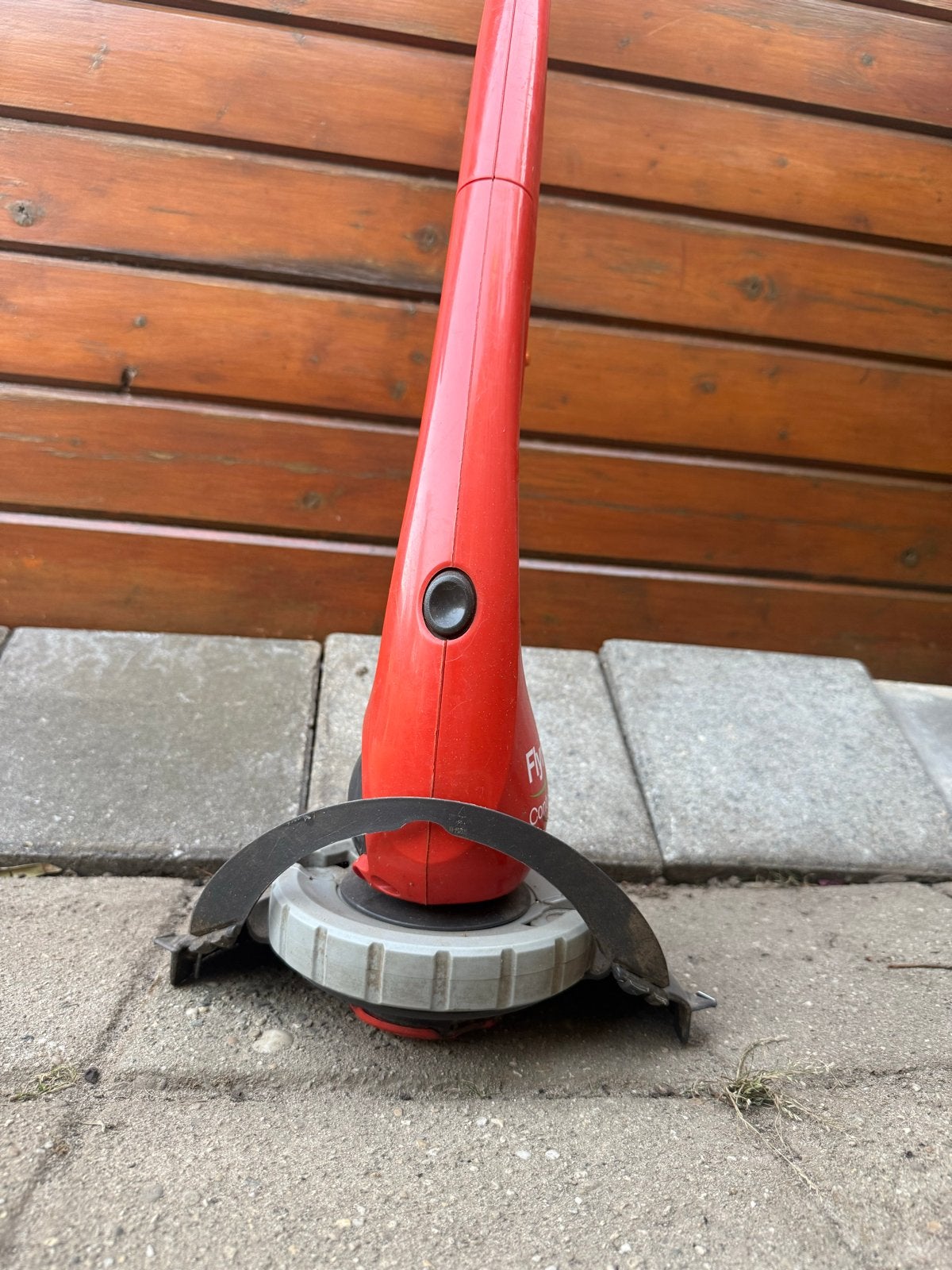 Flymo Contour XT Elektrische Grastrimmer - Zo goed als nieuw, Tuin en Terras, Grastrimmers, Ophalen, Zo goed als nieuw, 30 tot 50 cm